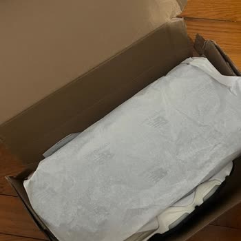 Kırık Kutu Teslimatı Üzerinden İndirim Talebi