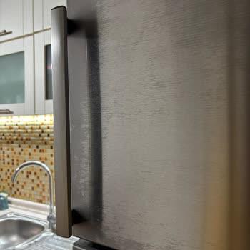 Bosch Buzdolabı Vernik Soyulması Üretim Kusuru Olarak Değerlendirilmeli