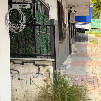 Türk Telekom'un Kablolarının Yol Üzerinde Bırakılması Oluşturduğu Güvenlik Tehlikesi