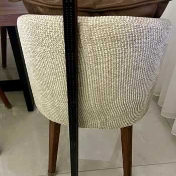 Defolu Sandalyeler Ve Kötü Servis Sonrası Çözüm Talebi