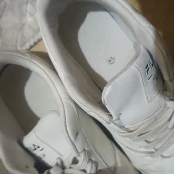 Ayakkabım 1 Ayda Koptu, Deichmann’da Şikayetim Cevap Almıyor