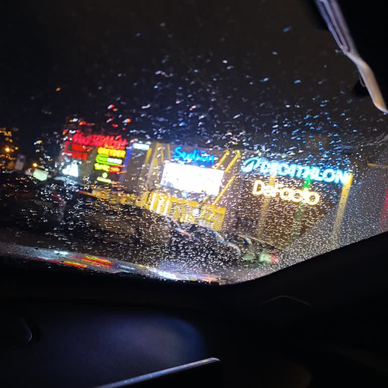 Ön Bankodaki Çocuk İçin Haksız Sıra İhlali Ve Çalışanların Savunması