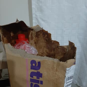 Sırılsıklam Gelen Şampuan Ve Saç Ürünlerinin Yeniden Gönderilmesi