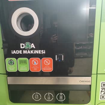 Isparta Merkez Terminal Yolundaki A101 Şubesinde Doa Geri Dönüşüm Makinesi Arızalı