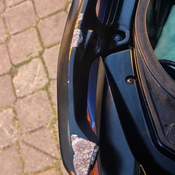 Arka Tutamak Bölgesinde Boya Çözülmesi Garanti Kapsamında Onarım Talebi