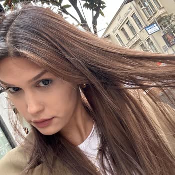 Saçımda Hatalı Renk, Yıpranma Ve Aşırı Ücret