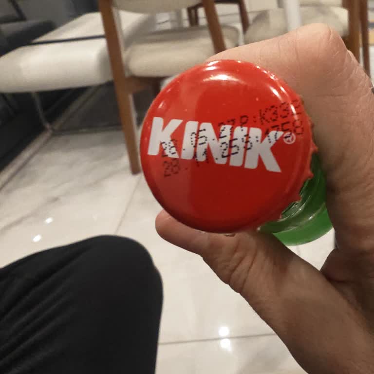 Kapağın Kötü Kokusu Nedeniyle 24 Şişe Sodanın Boşa Atılması Ve Ücret İadesi Talebi