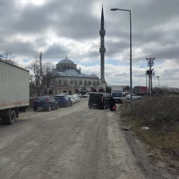 Başakşehir Kayabaşı’nda Çevre Kirliliği, Altyapı Ve Güvenlik Sorunları