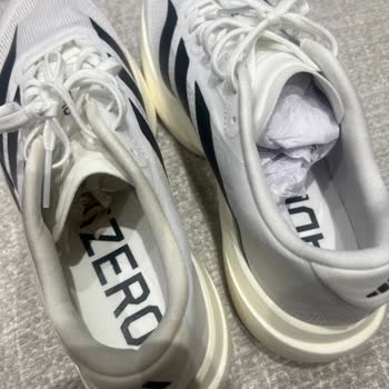 Sportive Mağazasından Aldığım Kullanılmış Görünen Yeni Adidas Ayakkabı