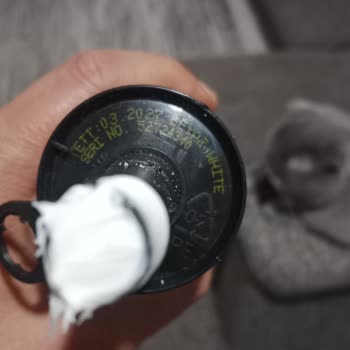 Pattex High Tack Yapıştırıcıda Kullanım Talimatı Eksikliği Ve Yanlış E-posta Adresi