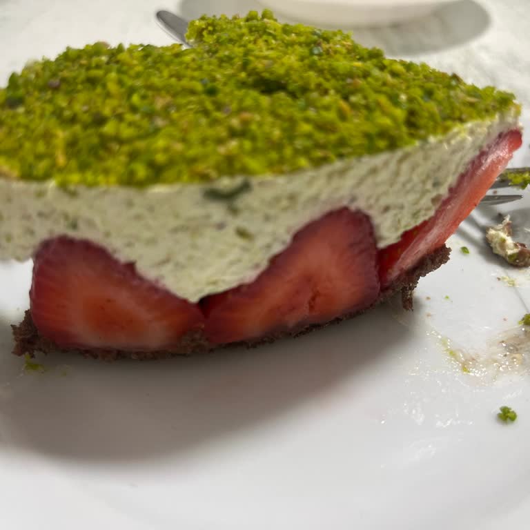 Ödenen 1200 TL’ye Karşı Boyut Farkı Ve Küçük Pasta Teslimatı