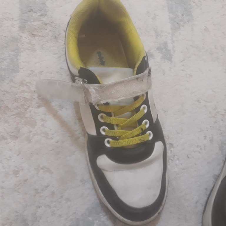 Ayakkabılarda Kısa Sürede Koku Ve Aşınma, Kalite Sorunu