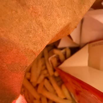 Soğuk Hamburger Ve Yanlış Menü İçin İade Talebi Reddedildi