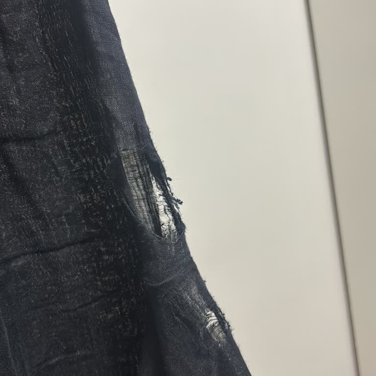 Manuka'dan Aldığım Pantolondaki Anormal Yırtık Ve 21 Günlük Yanıtsız İnceleme Süreci