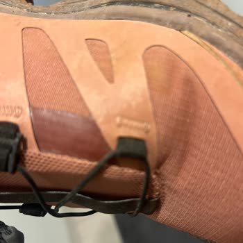 Ayakkabının İç Dikişleri Yara Yaptı İade Ve Değişim İstiyorum