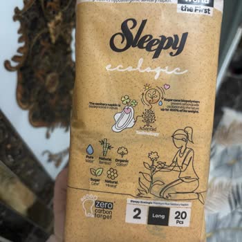 Yoğun Plastik Kokusu Ve Dağılabilen Kanatlarıyla Kalitesiz Sleepy Ped