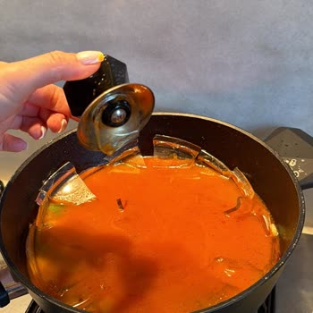 Emsan Granit Tencere Cam Kapağının Patlaması Hayati Tehlike Yarattı