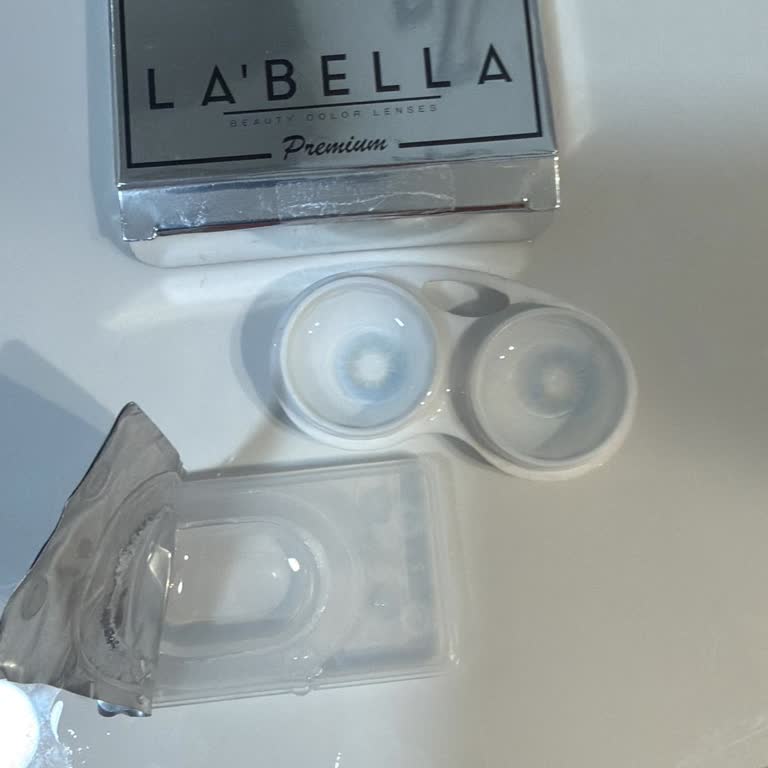 Labella Lenslerde Renk Gerçeği Yansıtmaz, Görseller Yanıltıcı