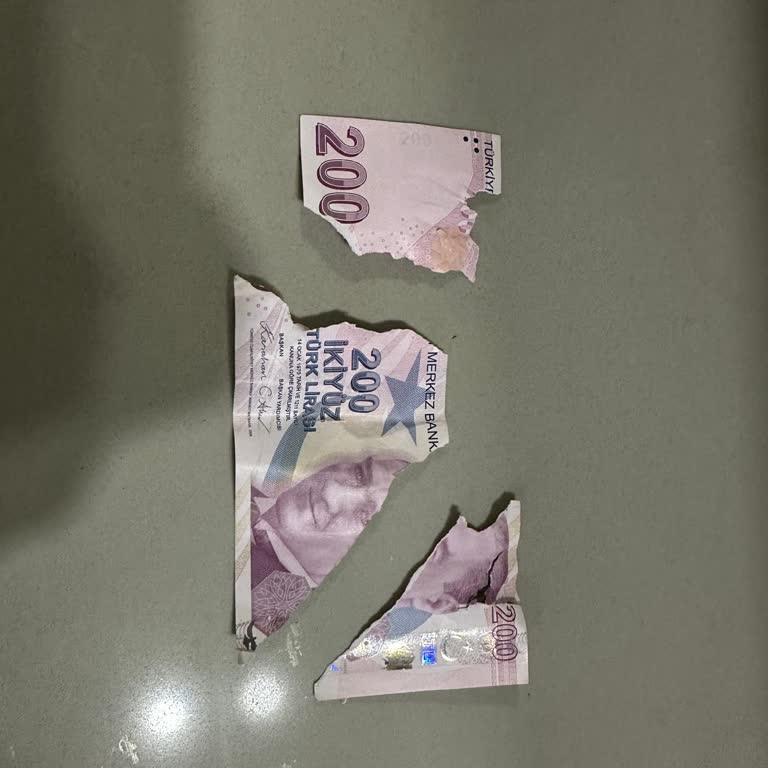 ATM'de 30.000 TL Bloke Ve Müşteri Hizmetleri Sorunu