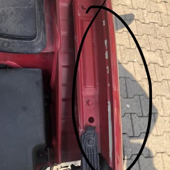 Hyundai Kona’da Boya Atma Ve Aksesuar Problemleri İçin Çözüm Talebi