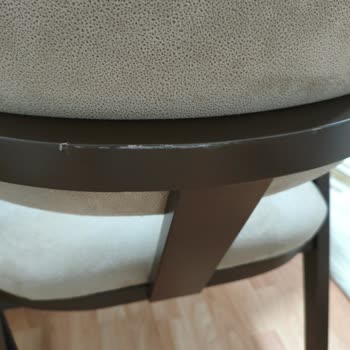 Yüksek Fiyatlı Koltuk Ve Sandalyelerde Hızlı İz Ve Deformasyon, Müşteri Desteği Yanıt Vermiyor