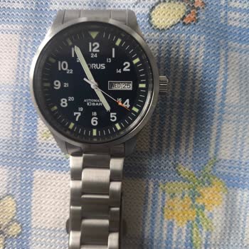 Saatim Tekrar Geri Kaldı, Üç Kez Servise Gönderildi Ve Ücret İadesi Talep Ediyorum