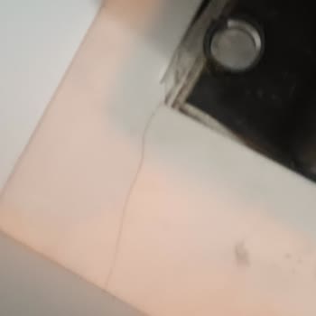 Belenco Mermer Tezgahındaki Çatlak Ve Ek Zararların Telafisi