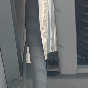 Vestel Klima Dış Ünitesindeki Hızlı Paslanma Ve Ücretsiz Değişim Talebi