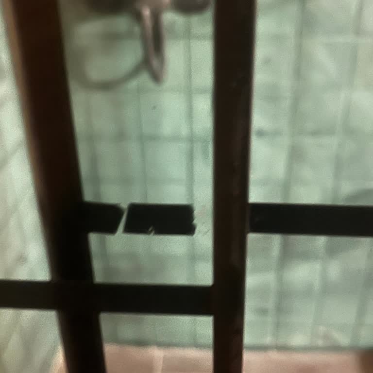 Yanıltıcı İlan Ve Kırılan Cam İçin N11'dan Çözüm Bekliyorum