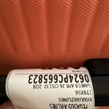 Kısa Sürede Aynı Noktada Çatlayan Valizler: Üretim Ve Tasarım Hatası