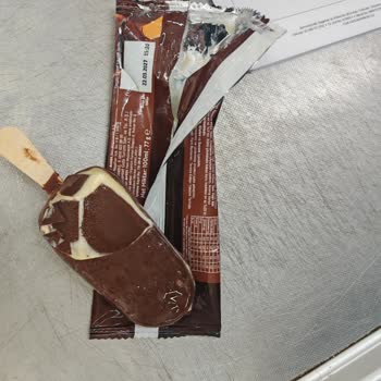 Antalya A101 Şubesinde Bozuk Dondurma Satışı Ve İade Reddi