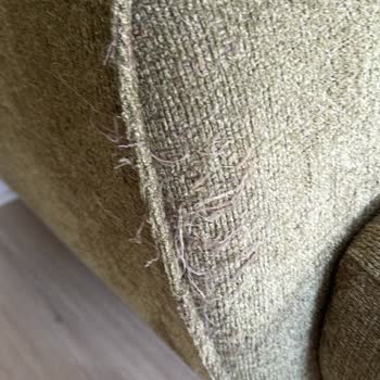 Kısa Sürede Koltuk Ve Sandalyede Üretim Hatası, Yetkili Servisin Garanti Reddine Karşı Şikayet