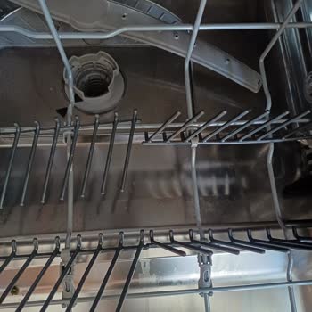 Bosch Bulaşık Makinesinde Garanti Kapsamında Kırık Parça Ücretlendirilmesi