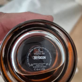 Yves Saint Laurent L’Homme Parfümünün Kalıcılık Ve Yayılım Sorunu