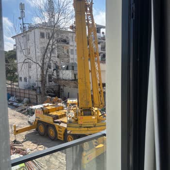 Şantiye Alanındaki Oda Ve Yetersiz Hizmet Nedeniyle Tatil Mahkumiyeti