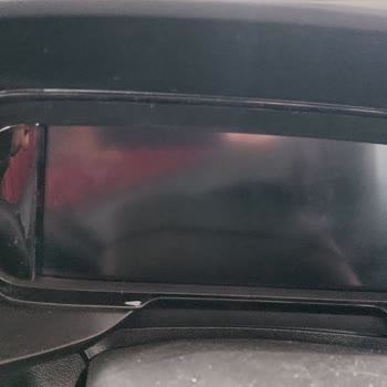 Gösterge Paneli Aniden Kapanıyor, Güvenliğimi Tehdit Ediyor Ve Fiat Doblo Değişim Talebi