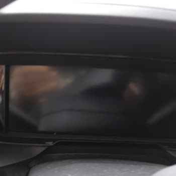 Gösterge Paneli Aniden Kapanıyor, Güvenliğimi Tehdit Ediyor Ve Fiat Doblo Değişim Talebi