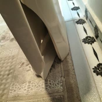 Kırık Banyo Dolabı Ve Teslimat Gecikmesi İçin Horoz Lojistik’tan İade Talebi