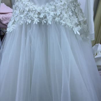 Laidee Couture'den Gelinlik Teslimatı Gecikti ve Hizmet Kalitesi Kabul Edilemez