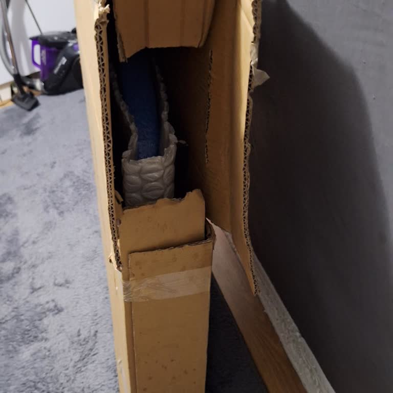 Sürat Kargo Gebze Şekerpınar Şubesinde Sürekli Hasarlı Ve Açılmış Kargolar