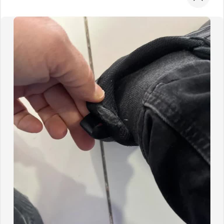 Hepsiburada'dan Aldığım Adidas Ayakkabının Topuk Kısmı 4 Ayda Soyuldu