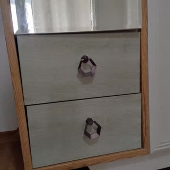 Dolabın Formunun Bozulması Ve Ücretli Servis Teklifi Sonrası İade Talebi