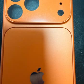 Çizik Ve Uyum Sorunu Olan Kılıf Satıcıya Ulaşılamıyor Ve Tam İade Bekleniyor