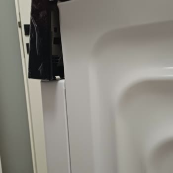 Kırık Çamaşır Makinesi İadesinde Horoz Lojistik’in Tutarsız Ve Oyalayıcı Yaklaşımı