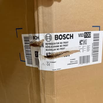 Kutu Açılmış Ve Hasarlı Bosch Buzdolabı İçin Değişim Talebi