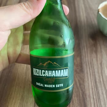 Kapağındaki Paslı Su Şişesi Sağlık Endişesi Yaratıyor