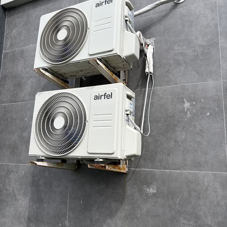 Airfel Dış Ünitenin Montaj Ayakları Kısa Sürede Paslanması Ve Ücretsiz Değişim Talebi
