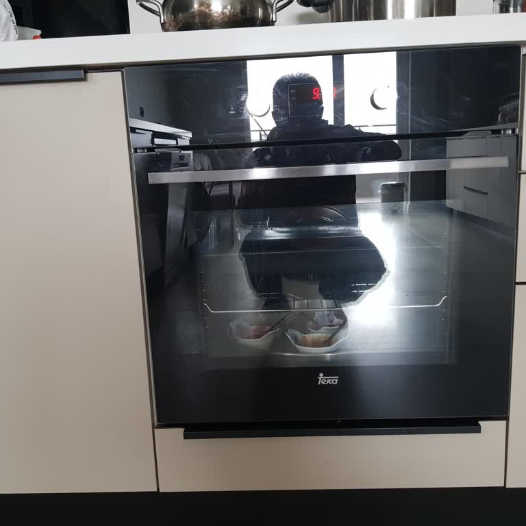 Ankara Yenimahalle'de Teka Ankastre Ocak Kendiliğinden Yanıyor Yangın Riski