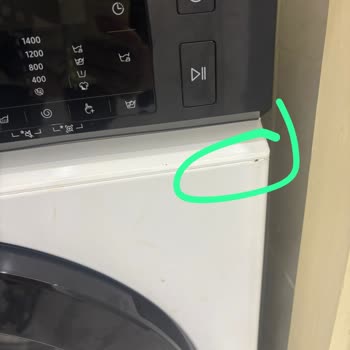 Garanti Kapsamındaki Çamaşır Makinesi Arızalı Ve Servis Tarafından Çizik Bırakıldı