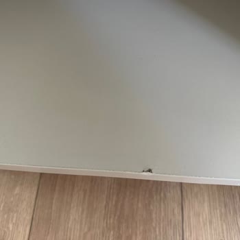 Hasarlı TV Ünitesi İçin Tam Değişim İstiyorum